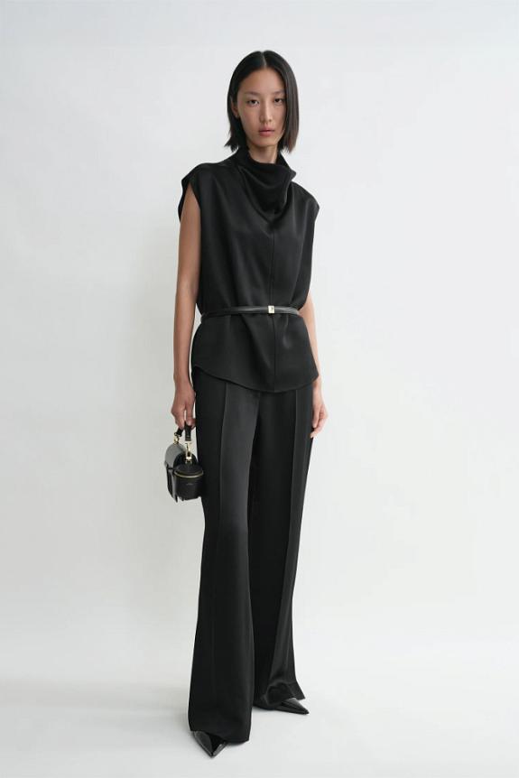 Toteme Sleeveless Funnel-neck top Black 